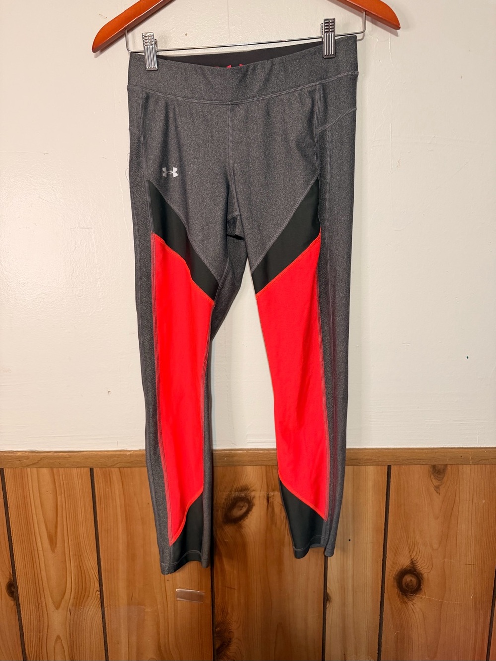 Under Armour Gray, Black & Red Colorblock Performance Leggings